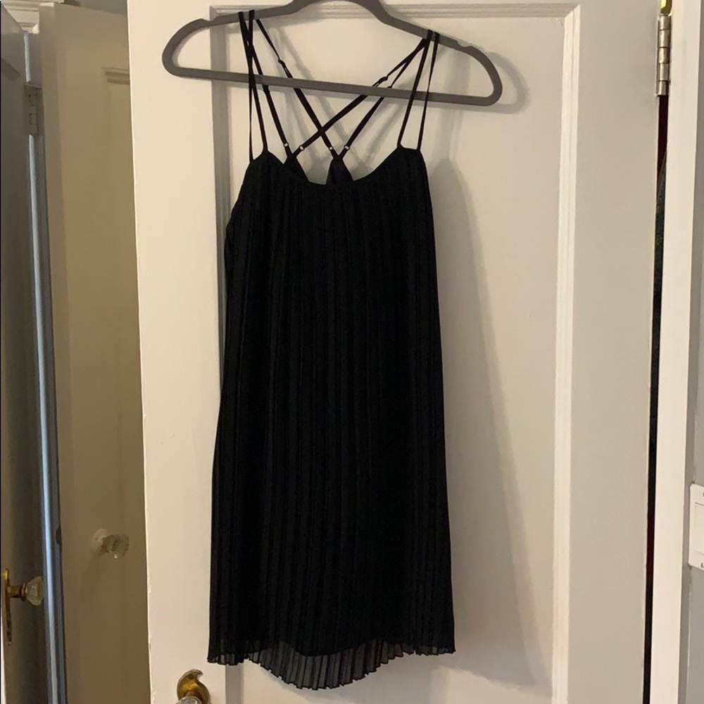 Black pleated bcbg generation dress